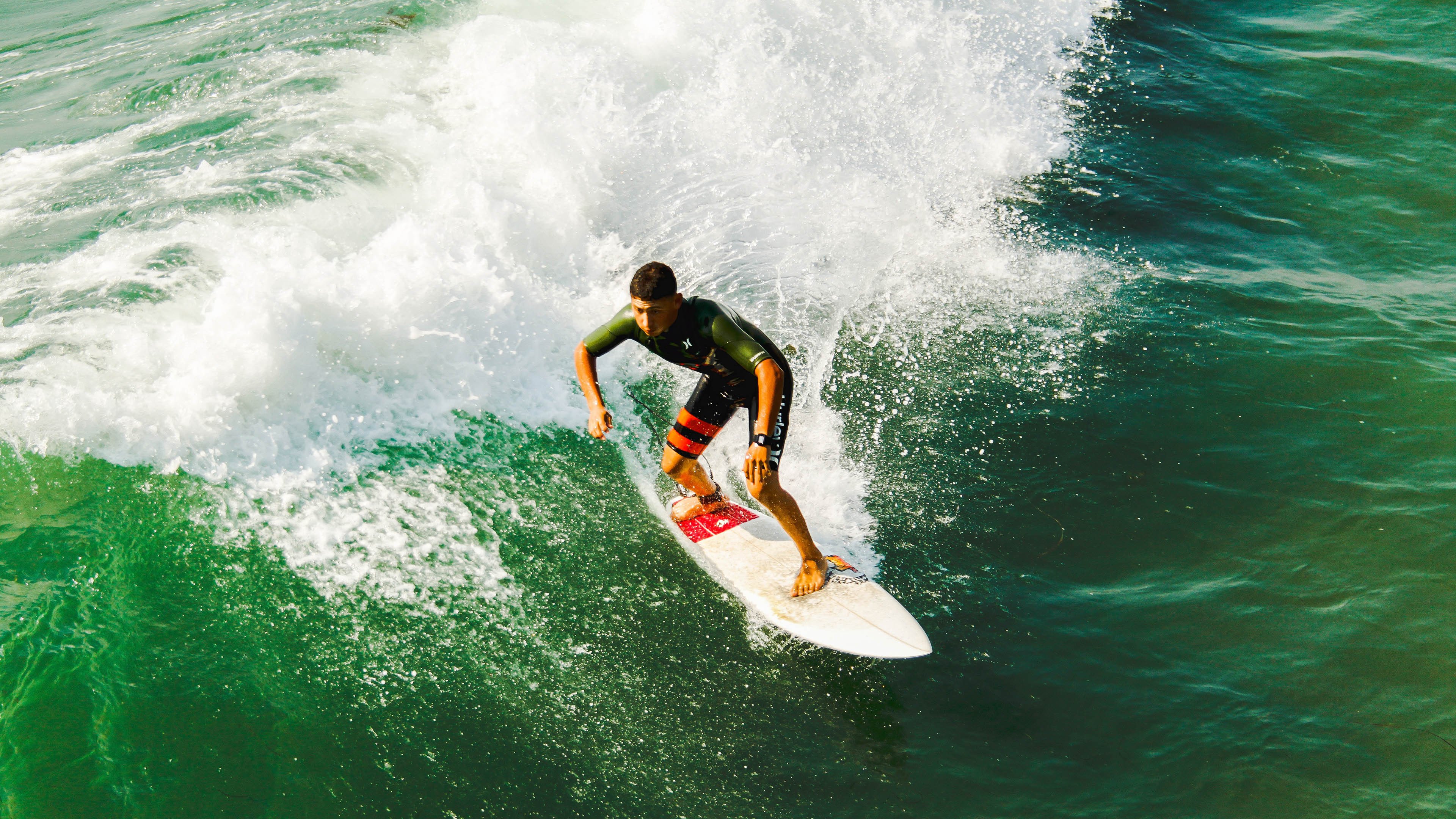热火全队配合默契展现体系威力，热火对队员
